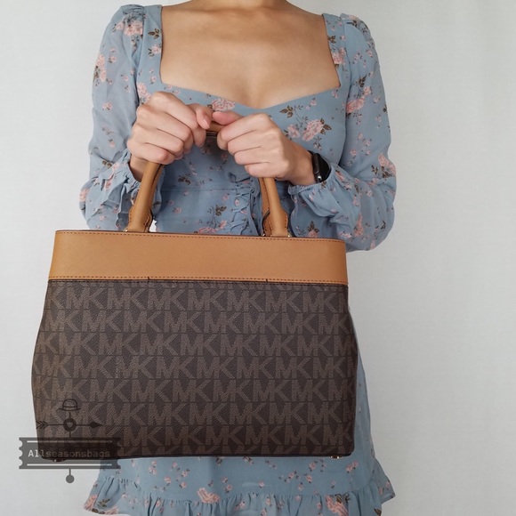 Michael Kors Hailee Medium Satchel Brown Acorn Bag - Picture 4 of 7